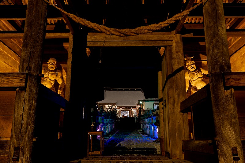 冬の天台寺ライトアップ
